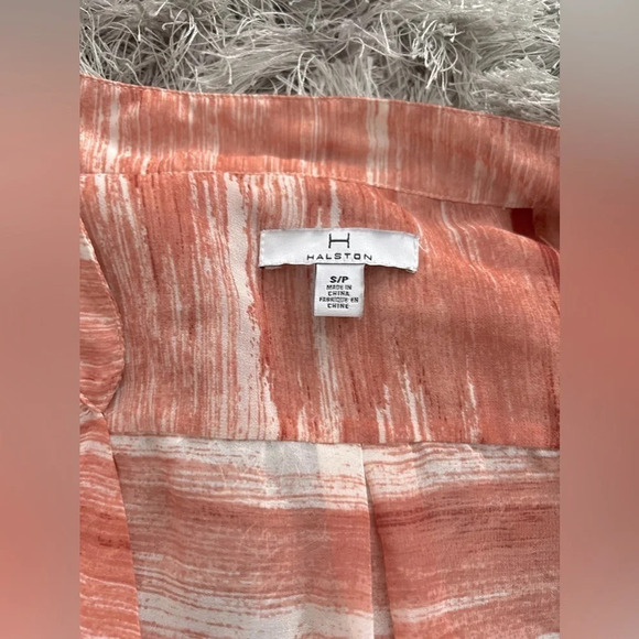 H By Halston Coral Long Sleeve Chiffon Blouse Size Small - Picture 8 of 8